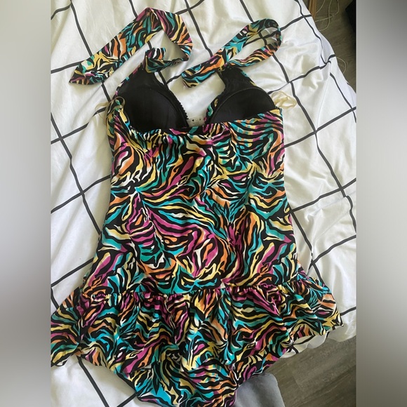 Torrid Size 1 (plus size) - Picture 2 of 3